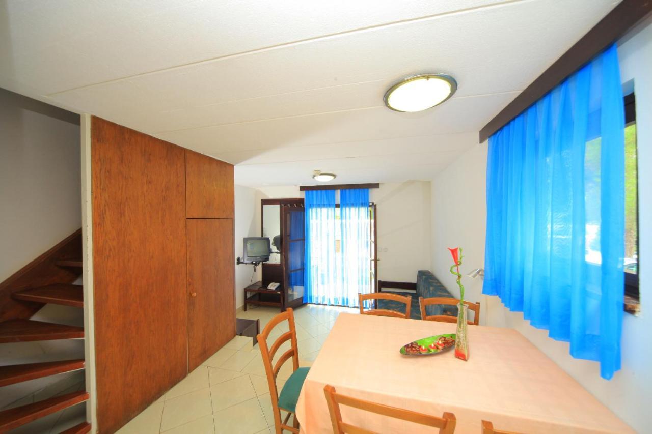 Holiday park Kanegra Plava Laguna 2*